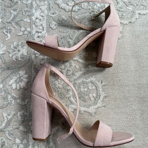 NWT- Elegant Blush Pink high heels